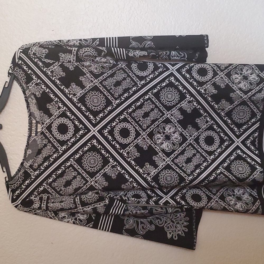 WOMEN DRESS SIZE MEDIUM, HAANI BRAND. BLACK POLYESTER.